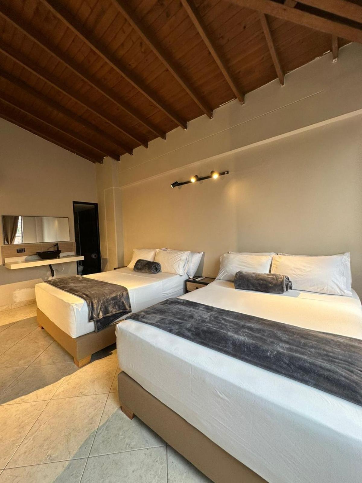 Hotel Coral Boutique Medellín Dış mekan fotoğraf